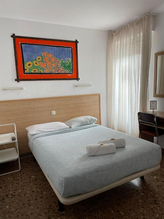 סרגוסה Hostal Milmarcos מראה חיצוני תמונה