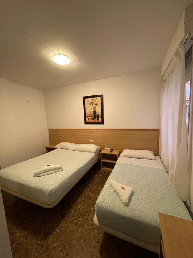 סרגוסה Hostal Milmarcos מראה חיצוני תמונה