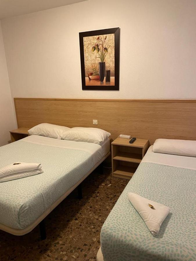 סרגוסה Hostal Milmarcos מראה חיצוני תמונה