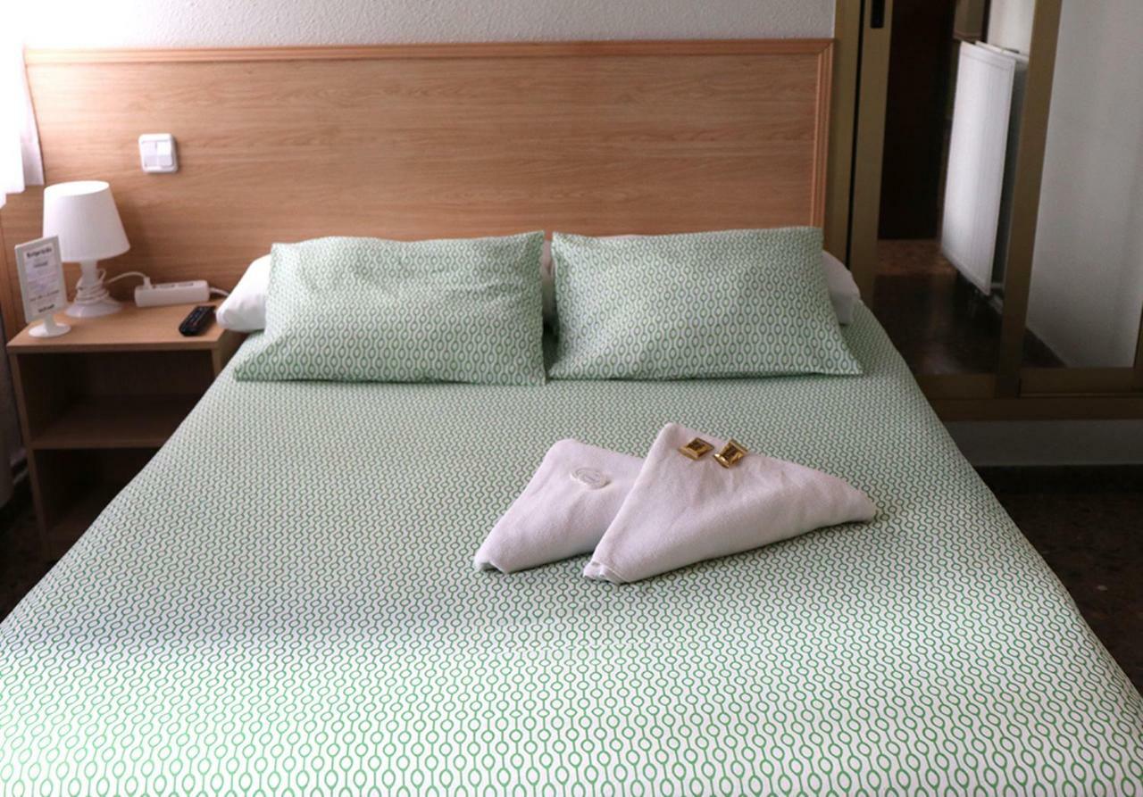 סרגוסה Hostal Milmarcos מראה חיצוני תמונה